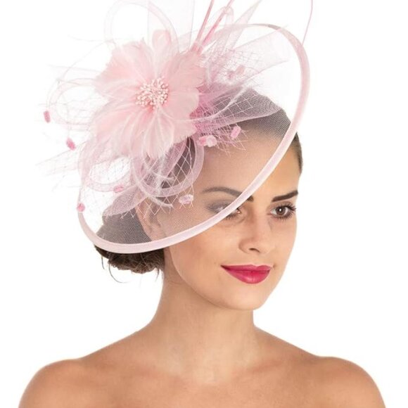 Gorgeous Baby Pink Fascinator Hat | Brand New in Box! - Picture 3 of 3